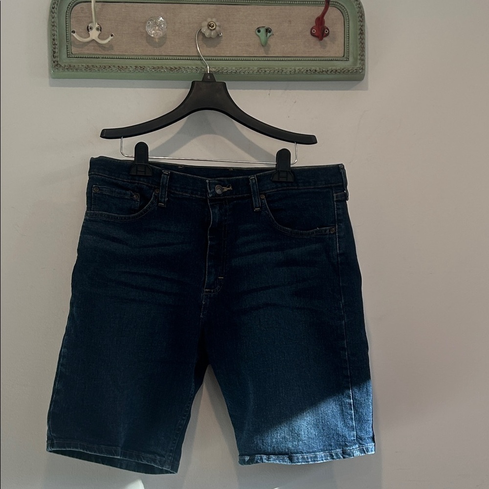 Wrangler Men’s Relaxed Fit Dark Blue Denim Jean Shorts Casual